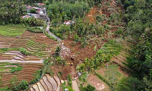 Hujan Deras Picu Tanah Longsor di Banyumas, 1 Orang Meninggal Dunia