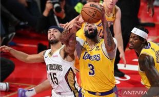 Los Angeles Lakers Tundukkan Antonio Spurs di Texas