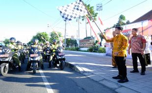 Manfaat Ganda Sepeda Motor Listrik, Sarana Linmas Kota Solo Antarkan KTP Warga