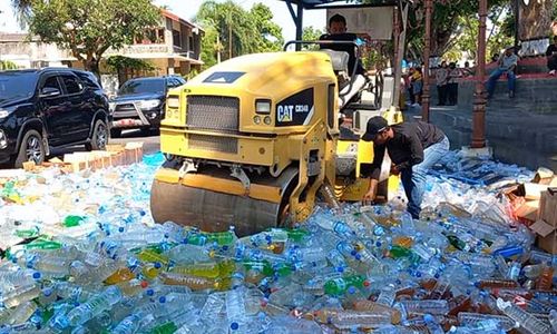 Polres Klaten Musnahkan 6.463 botol Miras Ilegal Jelang Natal dan Tahun Baru