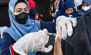 Antisipasi Lonjakan Covid-19, Kemenkes Gelar Penyuntikan Vaksin di CFD Jakarta