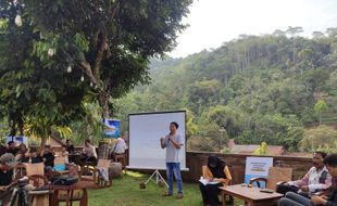 Kolaborasi Media & LBH Semarang Luncurkan Buku Hitam Pekat Hidup Warga Jateng