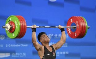 Lifter Erwin Abdullah Raih Perak di IWF Grand Prix II Qatar