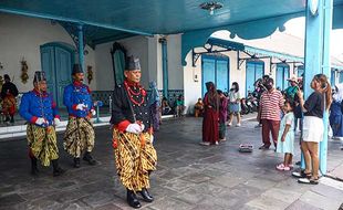 Libur Sekolah dan Natal, Pengunjung Keraton Solo Tembus 1.900 Orang/Hari