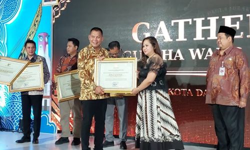 Setor Pajak Rp6,2 Miliar selama 10 Bulan, Solo Safari Raih Wajib Pajak Terbaik