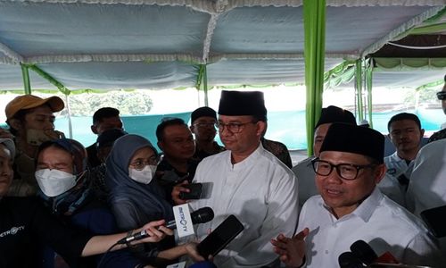 Kunjungi Semarang, Anies Hadiri Acara Istigasah di Ponpes Lirboyo Jambu