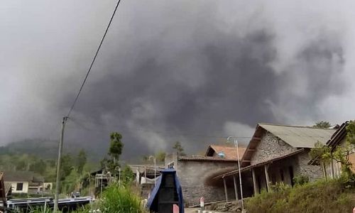 Update! Hujan Abu Gunung Merapi Landa 10 Desa di Magelang, Ini Daftarnya