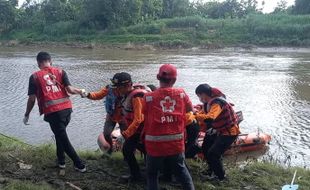 Hanyut, Sulami Ditemukan Meninggal di Bengawan Solo Sambungmacan Sragen