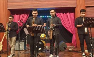 Konser Rumah Viva La Musica FBS UKSW Bikin Penonton Kagum