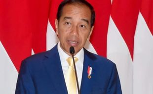 Presiden Jokowi Pakai Dasi Warna Kuning, Simak Artinya