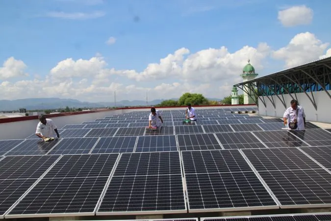 AS Terapkan Bea Masuk 3.500% untuk Perangkat Panel Sel Surya Asal Asia Tenggara!
