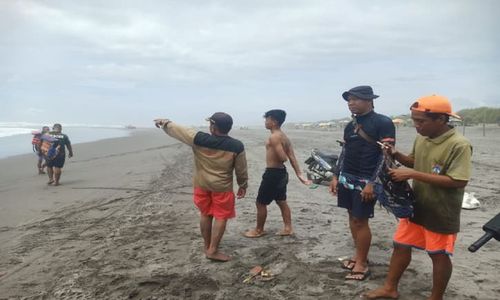 3 Pelajar MTs Muhammadiyah Surakarta Terseret Ombak di Pantai Parangtritis