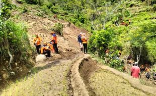 Tanah Sempat Bergerak, Pencarian Korban Longsor Kismantoro Wonogiri Gagal Lagi