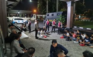 Meresahkan! 16 Remaja Bawa Senjata Tajam Diciduk Polisi di Mojosongo Boyolali