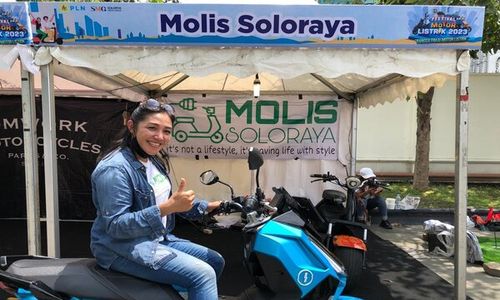 Cerita Pengguna Motor Listrik di Solo Tak Perlu Ganti Oli, Sehari Cukup Rp1.500