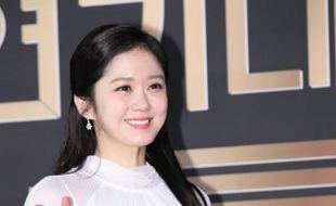 Jang Nara Ungkap Awal Mula Bertemu dengan Suami