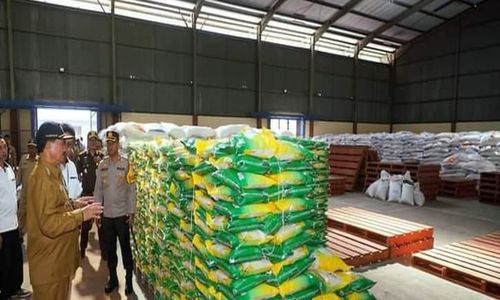 Bulog Madiun Pastikan Stok Beras, Gula, Minyak Goreng Aman hingga Akhir Tahun