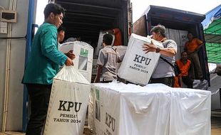 KPU Kota Semarang Mulai Distribusikan Logistik Pemilu 2024