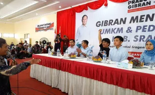 Awali Hari di 2024, Cawapres Gibran Rakabuming Raka Road Show di Sragen