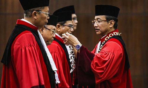 Momen Wisuda Purnabakti dan Pisah Sambut Hakim Mahkamah Konstitusi