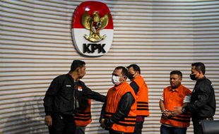 KPK Tetapkan Bupati Labuhanbatu dan 3 Orang Lainnya Jadi Tersangka Suap