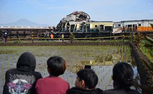 Tabrakan KA Turangga Vs Komuter Bandung Raya, Berikut Daftar Pengalihan Kereta