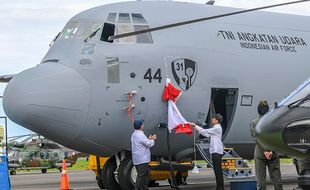 Presiden Jokowi Hadiri Serah Terima Pesawat Super Hercules dari Kemhan ke TNI