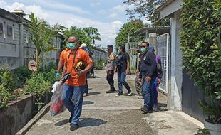 Densus 88 Antiteror Sita 3 Barang Ini dari Rumah Terduga Teroris di Karanganyar