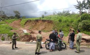 Bandungan Semarang Diterjang Banjir, Pembangunan Wisata Baru Jadi Sorotan