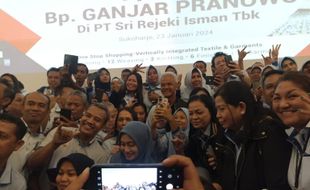 Ganjar Bandingkan Program Makan Siang Prabowo dengan Internet Gratis