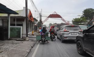 Meluas! Hujan Abu akibat Erupsi Gunung Merapi di Boyolali sampai Kawasan Kota