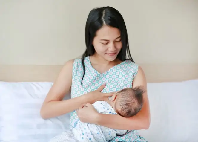Pentingnya Pemberian ASI Eksklusif: Ini Penjelasan Dokter Anak RS JIH Solo