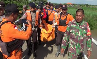 Dua Hari Hilang Terseret Arus Sungai, Kakek di Madiun Ditemukan Meninggal