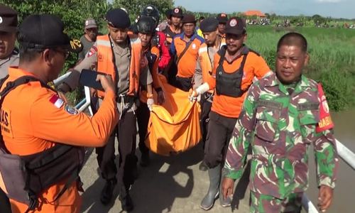 Dua Hari Hilang Terseret Arus Sungai, Kakek di Madiun Ditemukan Meninggal