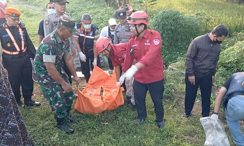 Warga Meninggal Tertabrak KA di Perlintasan Tanpa Palang Mentir Gondang Sragen