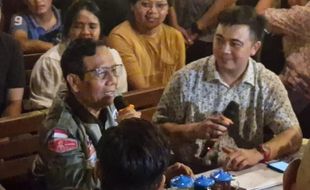 Sepakat dengan Ganjar, Ini Alasan Mahfud Md Belum Mundur dari Kabinet Jokowi