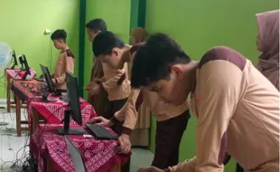 Canggih, Pemilihan Ketua OSIS SMPIT Hidayah Klaten Gunakan E-Voting