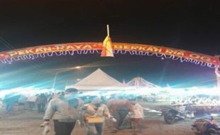 Mencicipi Cromboloni di Pekan Raya Alun-alun Kidul Solo