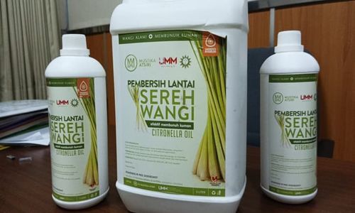 Keren! Mahasiswa UMM Bikin Pembersih Lantai dari Daun Serai