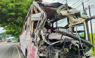 Kronologi Bus Simpatisan Ganjar-Mahfud Kecelakaan di Tol Ngawi