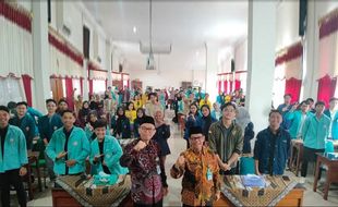 Bursa Alumni 2024 SMA Batik 1 Surakarta Kembali Digelar