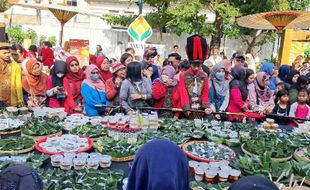 Jenang Keraton Solo: dari Sesaji, Makanan Siap Saji, sampai Tuntunan Diri