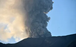 Aktivitas Gunung Marapi Sumbar Kembali Meningkat, 12 Kali Meletus dalam 5 Hari