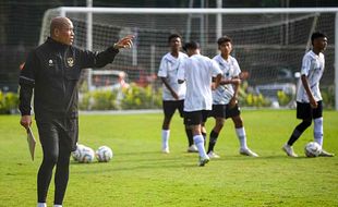 Seleksi Timnas U-16, Nova Arianto Prioritaskan Pemain dengan Tinggi 175 Cm