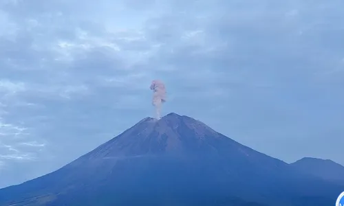 Dalam Sehari, Gunung Semeru Terus Alami Ratusan Kali Aktivitas Kegempaan