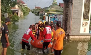 Tim Relawan Kemanusiaan Sragen Ikut Tangani Banjir Grobogan dan Demak