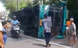 Bus Pariwisata yang Kecelakaan di Bantul Berisi Rombongan dari Sukoharjo