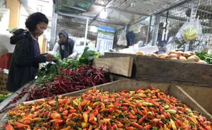 Harga Bahan Pangan di Solo Melejit Jelang Ramadan, Cabai Tembus Rp90.000/kg