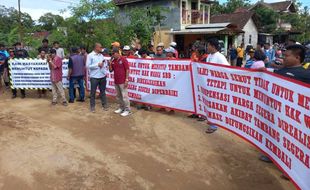 Tak Hanya Warga, Kades di Perbatasan Klaten-Gunungkidul Ikut Demo soal Tambang