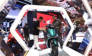 Di IIMS 2024, Honda Stylo 160 Primadona, EM1 e: Motor Listrik Terbaik